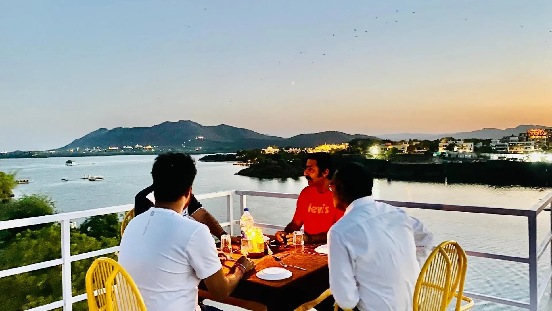Hotel Jaydurg A Lake Retreat - A Lakeside Hotel - Lakeview Rooftop Cafe - Swimming Pool Udaipur